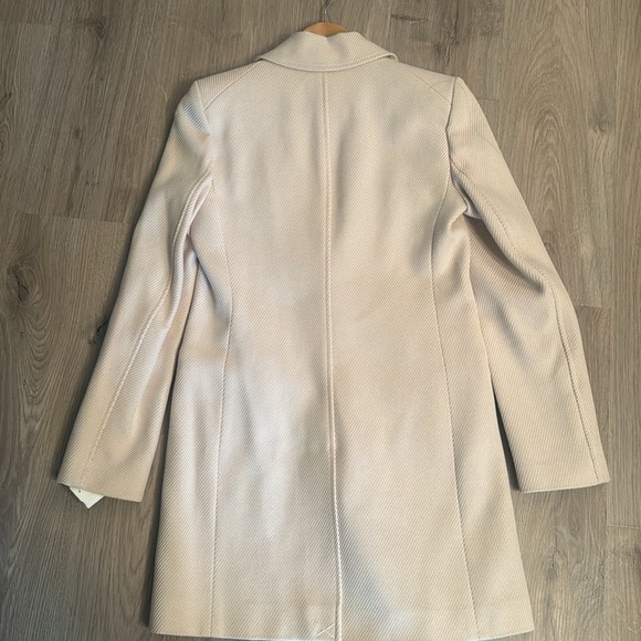 Veronica Beard Reece Two-Button Long Coat - Picture 9 of 12